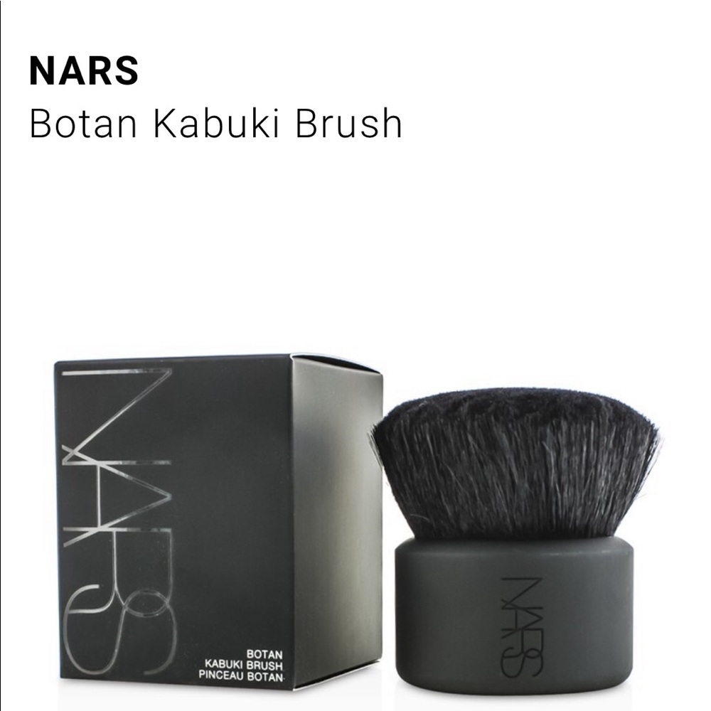 NARS BOTAN KABUKI BRUSH. Comes with original packaging. Used a fee times.